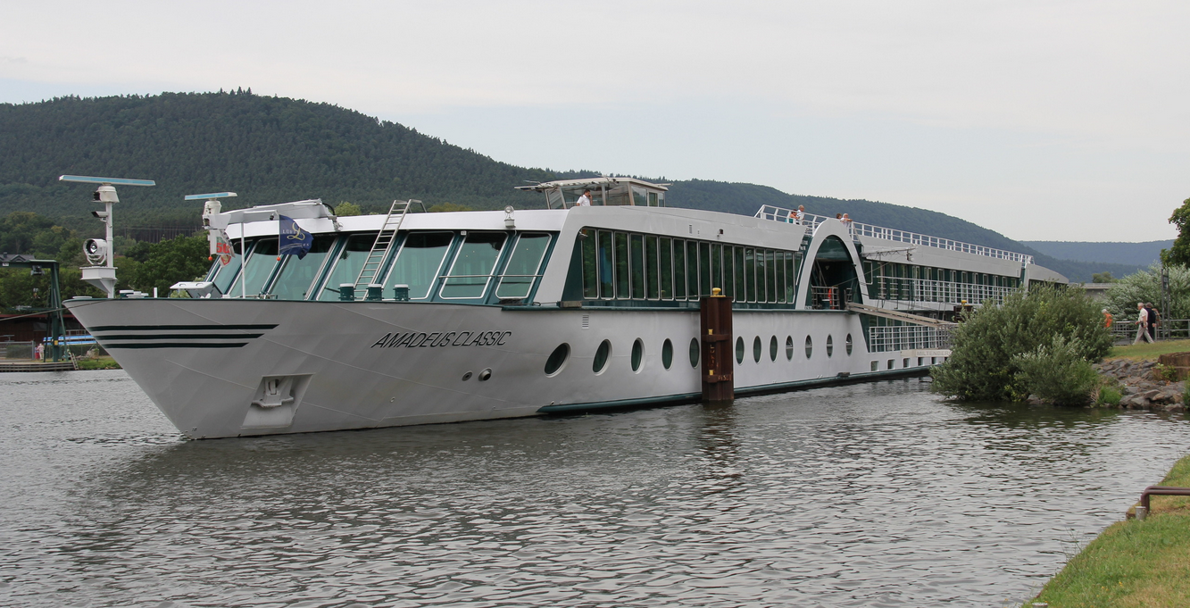 CRUCEROS FLUVIALES TUI RIVER CRUISES MS DUTCH GRACE CRUCEROS DANUBIO CRUCEROS AMADEUS CLASSIC CRUCEROS VIENA CRUCEROS BUDAPEST CRUCEROS MELK #CrucerosDanubio #CrucerosFluviales #DanubeRiverCruises