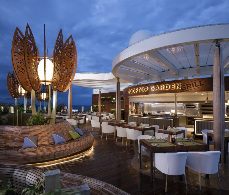 CELEBRITY EDGE CELEBRITY CRUISES NEW SHIP NUEVO BARCO CELEBRITY CRUISES CELEBRITY EDGE PREMIUM CRUISES CRUCEROS CELEBRITY EDGE #CelebrityCruises #CelebrityEdge #CrucerosCelebrity #RooftopGardenGrill #GardenGrill