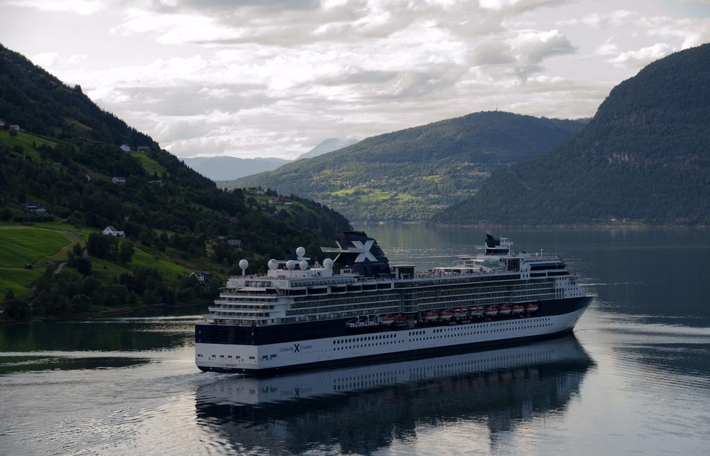 CRUCEROS CELEBRITY INFINITY CRUCEROS EUROPA CRUCEROS DE LUJO CELEBRITY CRUISES FIORDOS NORUEGOS CRUCEROS NORWAY FJORD CRUISES