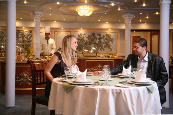 http://www.cruceroclick.com/admin/archivos/Image/CRUCEROS%20FLUVIALES/FLUVIALES%20PANAVISION/MS%20Nile%20Dolphin/NILE%20DOLPHIN%20Restaurant%202.jpg