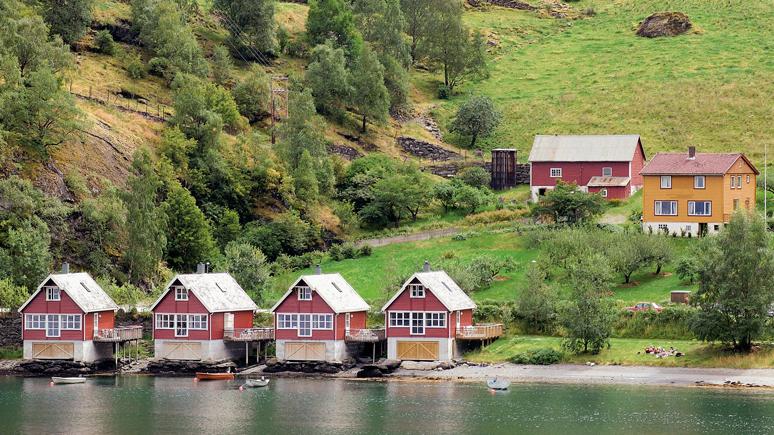 CRUCEROS MSC POESIA FIORDOS NORUEGOS NORTE DE EUROPA CRUCEROS FAMILIA DESCUENTOS NIÑOS GRATIS FIORDOS VUELOS INCLUIDOS CRUCEROS VERANO NORTE DE EUROPA DESCUENTOS