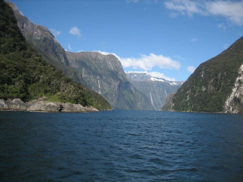 La belleza de los fiordos de Nueva Zelanda es algo que no olvidará en la vida... son increibles!! NUEVA ZELANDA FIORDOS NEW ZEALAND FJORDS CRUCEROS CRUISES OFERTAS