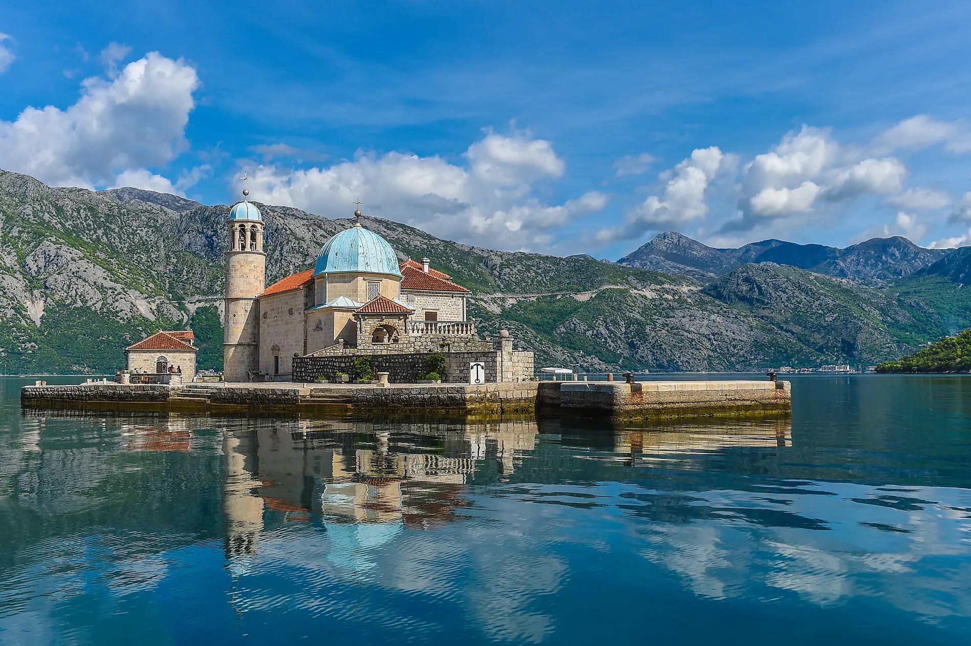 KOTOR CRUCEROS CROACIA CRUCEROS MONTENEGRO CRUCEROS ADRIATICO CRUCEROS MEDITERRANEO CRUCEROS CROACIA TIVAT CROISIERES CREUERS #Tivat #Kotor #Montenegro