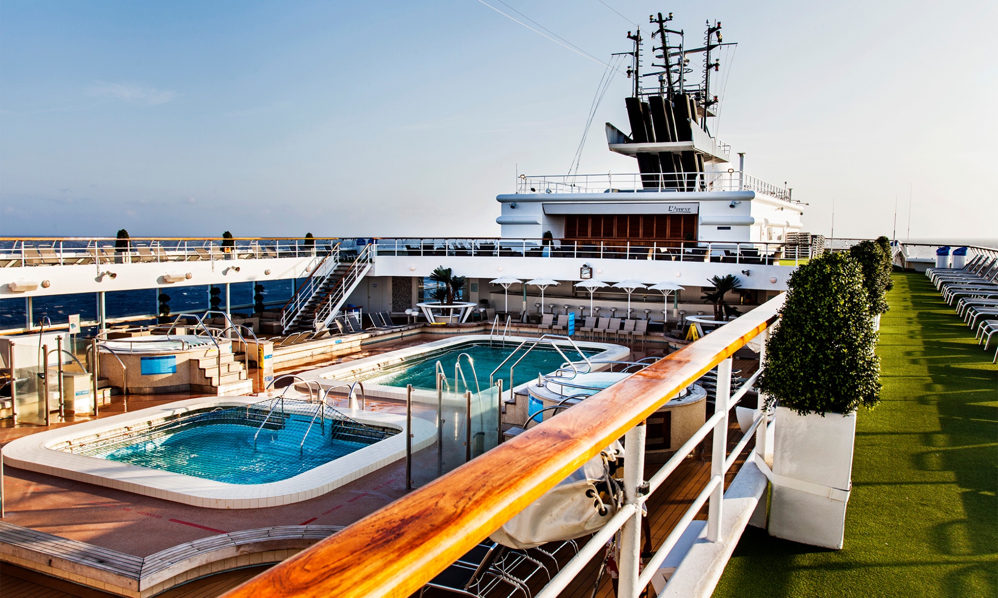 Las soleadas piscinas del Horizon (Pullmantur) HORIZON CRUCEROS PULLMANTUR CRUCEROS TODO INCLUIDO CRUCEROS MEDITERRANEO CRUCEROS ISLAS GRIEGAS CRUCEROS CANARIAS CRUCEROS EN ESPAÑOL CRUCEROS PARA ESPAÑOLES CRUCEROS PULLMANTUR CRUCEROS BARATOS CRUCEROS EN OFERTA CRUCEROS FAMILIAS CRUCEROS EN GRUPO CRUCEROS DESCUENTO OFERTAS DE CRUCEROS LISBOA CRUCEROS MALAGA CRUCEROS MARRUECOS CRUCEROS ITALIA CRUCEROS GRECIA CRUCEROS ATENAS CRUCEROS SANTORINI CRUCEROS MIKONOS CRUCEROS MEDITERRANEO CRUCEROS CANARIAS CRUCEROS BARCELONA CRUCEROS MALAGA CRUCEROS VALENCIA CRUCEROS PULLMANTUR CRUISES MEDITERRANEAN CRUISES CANARY ISLAND CRUISES CRUISES EMIRATES CRUISES DUBAI CRUISES CREUERS BIDAIAK CRUCEROS HORIZON #Cruceros #Pullmantur #CrucerosPullmantur #CrucerosNortedeEuropa #CrucerosBaltico #CrucerosTodoIncluido #TodoIncluido #PacoRoncero #Allinclusive #Horizon #BuqueHorizon #Cruises #PullmanturCruises #CrucerosenGrupo #Grupos #Viajesengrupo #Crucerosengrupo #CrucerosenFamilia #Crucerosconniños #GruposCruceros #OfertasGruposCruceros