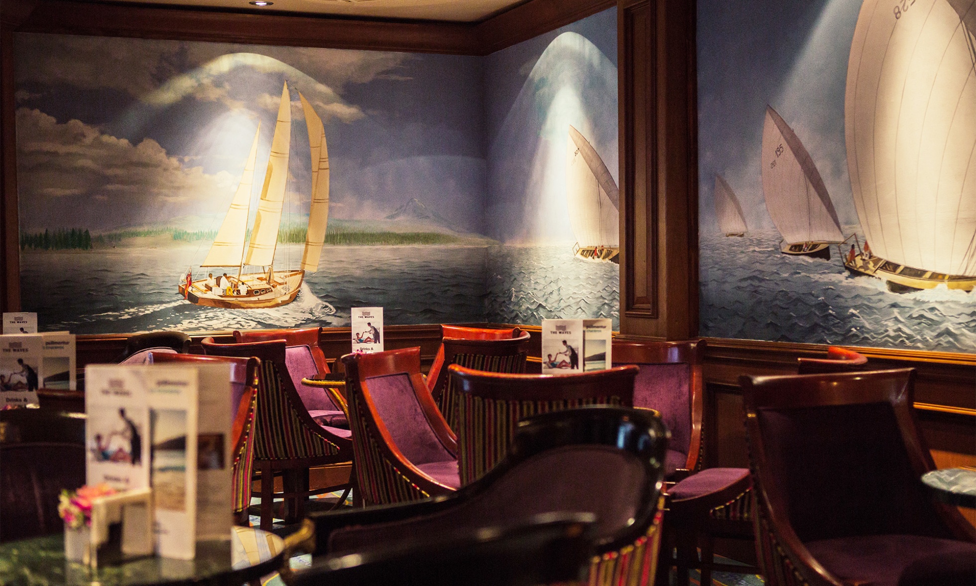 Encantador rincón en el Salón "The Waves" a bordo del "Horizon" de Pullmantur Cruceros, reservado únicamente a los pasajeros que viajan en Suite. HORIZON CRUCEROS PULLMANTUR CRUCEROS TODO INCLUIDO CRUCEROS MEDITERRANEO CRUCEROS ISLAS GRIEGAS CRUCEROS CANARIAS CRUCEROS EN ESPAÑOL CRUCEROS PARA ESPAÑOLES CRUCEROS PULLMANTUR CRUCEROS BARATOS CRUCEROS EN OFERTA CRUCEROS FAMILIAS CRUCEROS EN GRUPO CRUCEROS DESCUENTO OFERTAS DE CRUCEROS LISBOA CRUCEROS MALAGA CRUCEROS MARRUECOS CRUCEROS ITALIA CRUCEROS GRECIA CRUCEROS ATENAS CRUCEROS SANTORINI CRUCEROS MIKONOS CRUCEROS MEDITERRANEO CRUCEROS CANARIAS CRUCEROS BARCELONA CRUCEROS MALAGA CRUCEROS VALENCIA CRUCEROS PULLMANTUR CRUISES MEDITERRANEAN CRUISES CANARY ISLAND CRUISES CRUISES EMIRATES CRUISES DUBAI CRUISES CREUERS BIDAIAK CRUCEROS HORIZON #Cruceros #Pullmantur #CrucerosPullmantur #CrucerosNortedeEuropa #CrucerosBaltico #CrucerosTodoIncluido #TodoIncluido #PacoRoncero #Allinclusive #Horizon #BuqueHorizon #Cruises #PullmanturCruises #CrucerosenGrupo #Grupos #Viajesengrupo #Crucerosengrupo #CrucerosenFamilia #Crucerosconniños #GruposCruceros #OfertasGruposCruceros #TheWaves #SuitesOnly