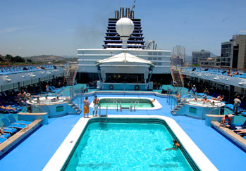 Piscinas del Horizon (Pullmantur) CRUCEROS HORIZON PULLMANTUR CARIBE OFERTAS VENEZUELA CRUCEROS MEXICO