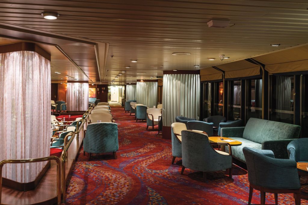 El Salón "Pura Vida" a bordo del Sovereign (Pullmantur) es un lugar de encuentro y entretenimiento de día, y una animada sala de fiestas por la noche. CRUCEROS SOVEREIGN CRUCEROS PULLMANTUR CRUCEROS OFERTA DESCUENTOS CRUCERO 5 MARAVILLAS DEL MEDITERRANEO SOVEREIGN DE PULLMANTUR SOVEREIGN CRUCEROS MEDITERRANEO CRUCEROS DESDE BARCELONA CRUCEROS MEDITERRANEO CRUCEROS ITALIA CRUCEROS DESDE BARCELONA MEDITERRANEAN CRUISES BARCELONA CRUISES CRUCEROS EN ESPAÑOL CRUCEROS ESPAÑA CRUCEROS FRANCIA #Sovereign #Pullmantur #CrucerosBarcelona #Barcelona #ReservaCruceros #OfertaCruceros #SovereignCruises #CrucerosSovereign