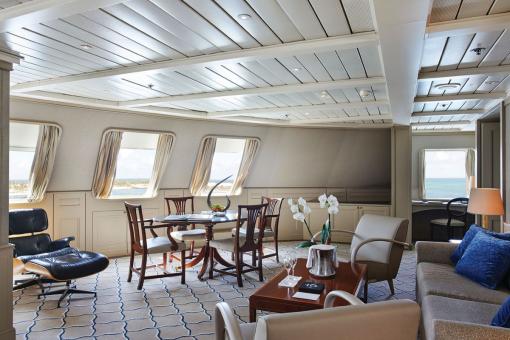 Grand Suite con Balcón G1