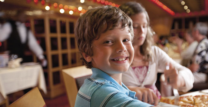 CRUCEROS CON NIÑOS CARNIVAL CRUISES FUN SHIPS CRUCEROS CON JOVENES CRUCEROS NIÑOS CARNIVAL LEGEND