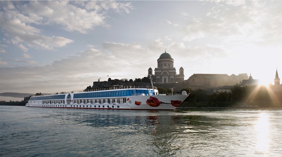 CRUCEROS ESZTERGOM CRUCEROS HUNGRIA CRUCEROS DANUBIO CRUCEROS FLUVIALES DANUBE CRUISES BASILICA ESZTERGOM CATEDRAL #Danubio #Esztergom #CrucerosEsztergom #EsztergomCruises #DanubeCruises #CrucerosDanubio #CreuersFluvials #Creuers #Cruceros #Cruises #Hungria
