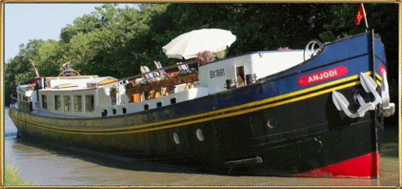 CRUCEROS FLUVIALES CANALES DE FRANCIA ANJODI CANAL DU MIDI CARCASSONNE BEZIERS PEZENAS NARBONNE CRUCEROS FAMILIARES CRUCEROS PRIVADOS CANALES DE FRANCIA HOTEL BARGE CRUISES DESCUENTOS CRUCEROS EN GRUPO CRUCEROS CON AMIGOS ANJODI HOTEL BARGE CRUISES