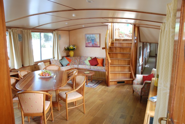 CRUCEROS FLUVIALES CANALES DE FRANCIA CANAL DU MIDI CLAIR DE LUNE DESCUENTOS OFERTAS CRUCEROS EN FAMILIA CRUCEROS EN GRUPO ALQUILER CHARTER DE CRUCEROS BARCOS PRIVADOS CRUCEROS SUR DE FRANCIA