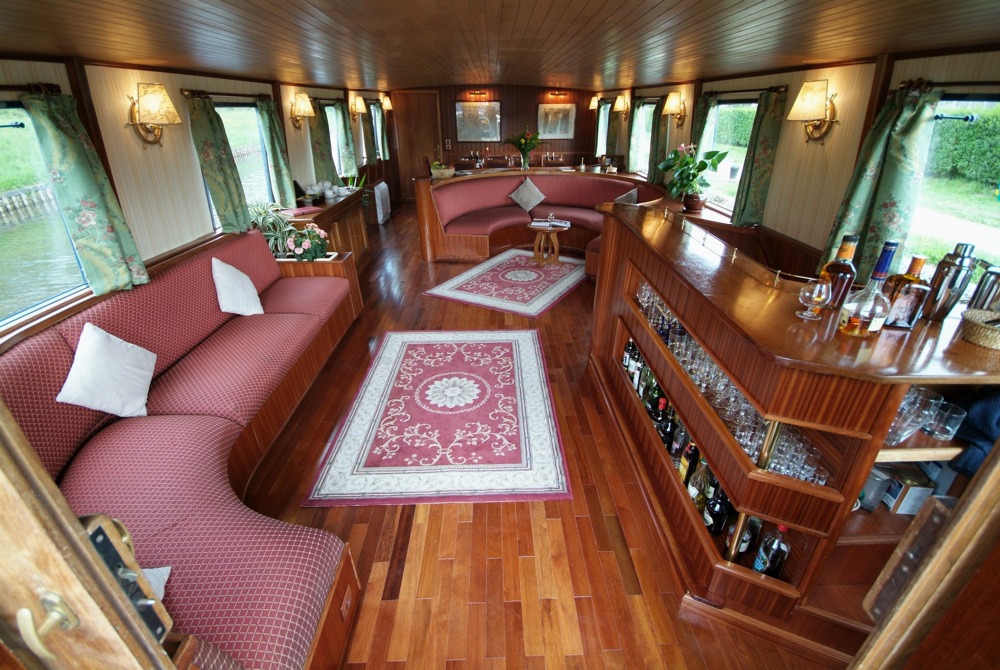 CRUCEROS FLUVIALES CANALES DE FRANCIA CANAL BORGOÑA LA BELLE EPOQUE EUROPEAN WATERWAYS GO BARGING HOTEL BARGE ALQUILER BARCOS FRANCIA CRUCEROS FLUVIALES LUJO PRIVADO