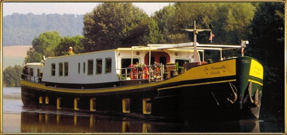 CRUCEROS FLUVIALES CANALES DE FRANCIA CANALES DE HOLANDA LA NOUVELLE ETOILE CANAL DU LOING CANAL DE BRIARE CANAL DE LA BOURGOGNE CANAL DE LA BORGOÑA ALSACE ALSACIA CHAMPAGNE CRUISE LA NOUVELLE ETOILE HOTEL BARGE