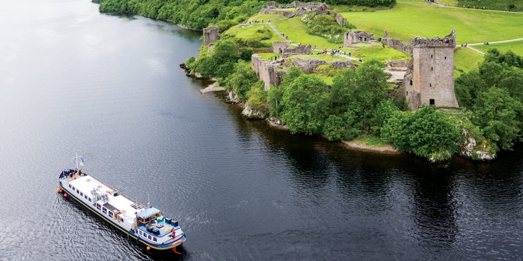 Los paisajes de Escocia son de una belleza sobrecogedora... con el Scottish Highlander podremos disfrutarlos con total comodidad... CRUCEROS FLUVIALES ESCOCIA CRUCEROS FLUVIALES HIGHLANDS CRUISES SCOTLAND SOTTISH HIGHLANDER CRUISES BARGE CRUISES SCOTLAND UNITED KINGDOM CRUISES FAMILY CRUISES SCOTLAND CRUCEROS DE LUJO CRUCEROS EN GRUPO CRUCEROS EN FAMILIA CRUCEROS PRIVADOS CHARTER CRUCEROS PEQUEÑOS CRUCEROS EMPRESA CRUCEROS INCENTIVOS