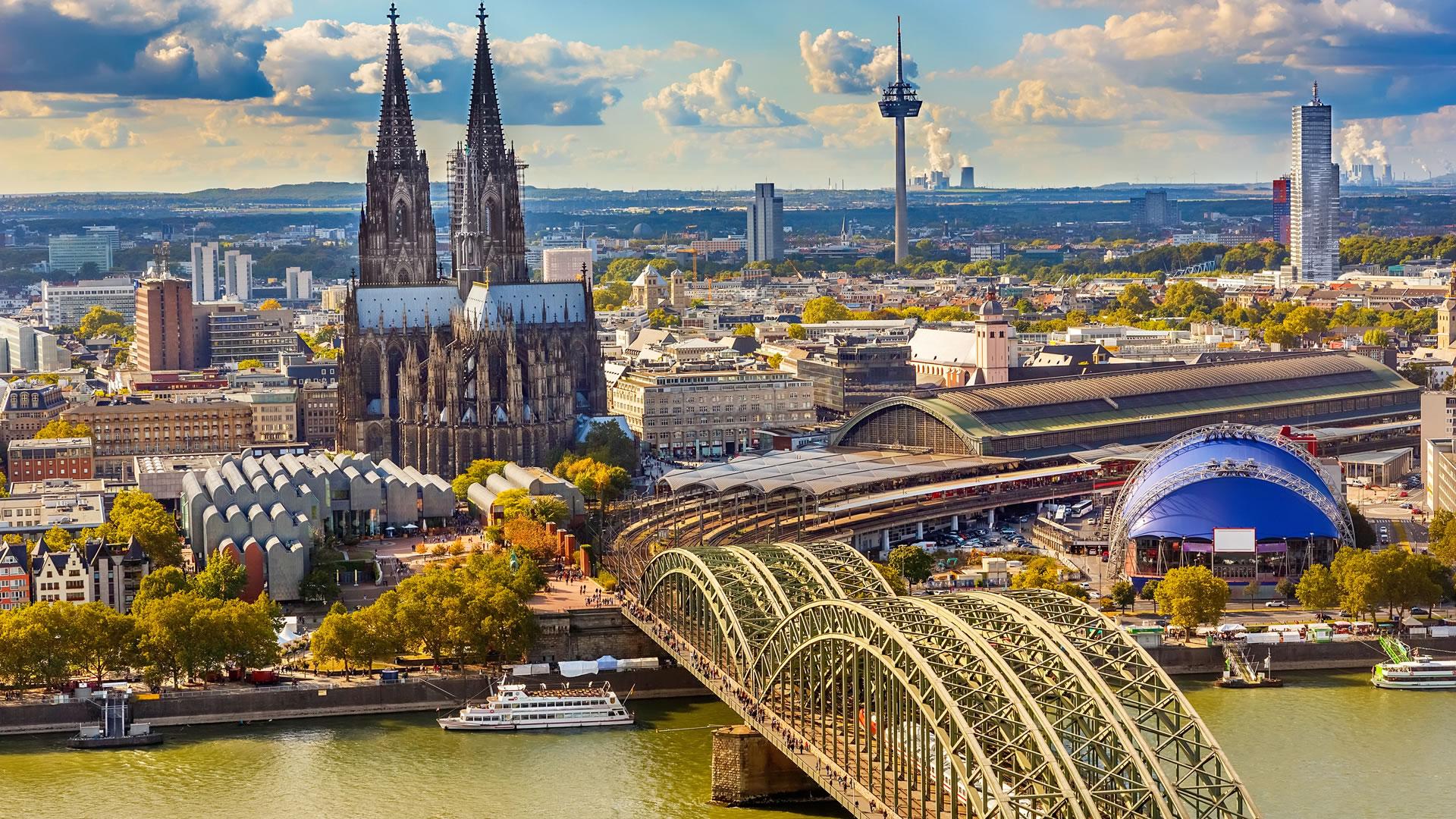 CRUCEROS RHIN COLONIA CRUCEROS FLUVIALES ALEMANIA CRUCEROS RHIN RHINE CRUISES RIVER CRUISES CRUCEROS FLUVIALES KOLN COLOGNE CRUISES GERMANY RHINE RIVER CRUISES