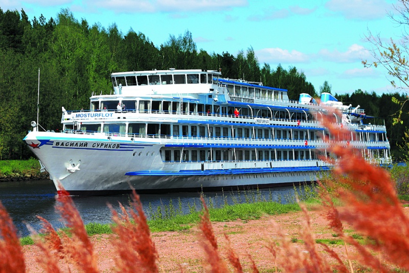 MS Vasilyi Surikov CRUCEROS RUSIA CRUCEROS MOSCU CRUCEROS FLUVIALES RUSIA CRUCEROS FLUVIALES VOLGA RUSSIA RIVER CRUISES CRUCEROS SAN PETERSBURGO CRUCEROS RIO VOLGA ISLA KIZHI GORITZY UGLICH CRUCEROS RUSIA CRUCEROS SAN PETERSBURGO SAINT PETERSBURG RIVER CRUISES RUSSIAN CRUISES