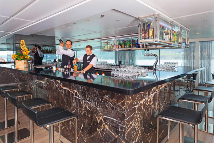 CRUCEROS SCENIC CRUISES CRUCEROS FLUVIALES CON BALCON CRUCEROS DE LUJO LUXURY RIVER CRUISES SCENIC CRUISES GASTRONOMIA DE LUJO CRUCEROS TODO INCLUIDO