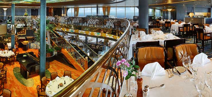 Restaurante "La Fontaine" situado en la Popa del Barco, con amplios ventanales con vistas al mar CRUCEROS MS AMSTERDAM CRUCEROS ALASKA PACIFICO CRUCEROS VUELTA AL MUNDO CRUCEROS POLINESIA CRUCEROS VIAJES DE NOVIOS RESTAURANTE