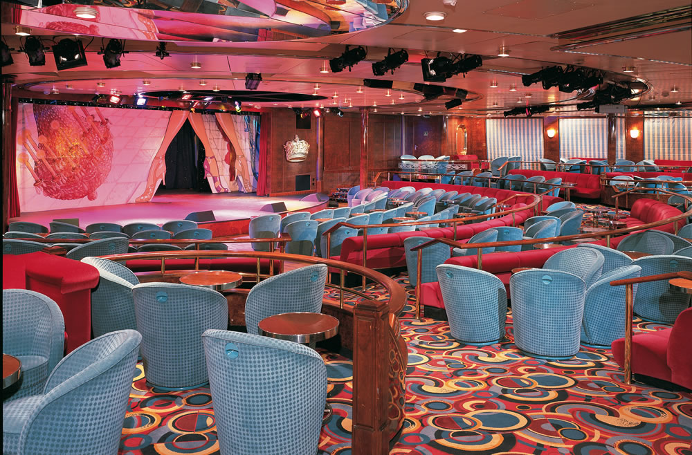 El Teatro "Queens Room" a bordo del MS Prinsendam CRUCEROS MS PRINSENDAM CRUCEROS EUROPA CRUCEROS DE LUJO HOLLAND AMERICA LINE CRUCEROS NORTE DE EUROPA CRUCEROS MEDITERRANEO CRUCEROS PRINSENDAM CRUCEROS CARIBE CRUCEROS BARCO PEQUEÑO CRUCEROS BARCOS MEDIANOS CRUCEROS BARCOS CLASICOS