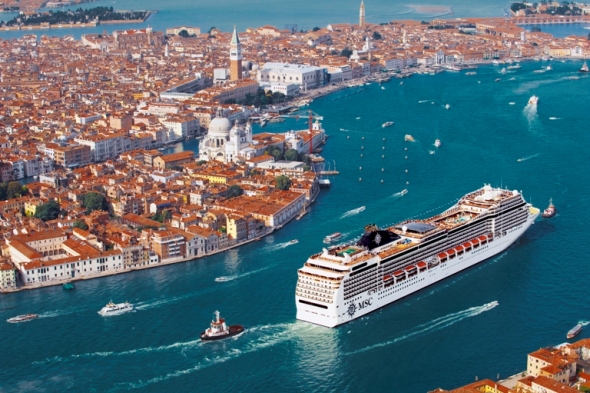 EL MSC MAGNIFICA zarpando desde Venecia a uno de sus maravillosos itinerarios por el Mediterráneo Oriental CRUCEROS MSC MAGNIFICA VENECIA MEDITERRANEO ORIENTAL CRUCEROS TURQUIA CRUCEROS MEDITERRANEO ORIENTAL CRUCEROS MSC