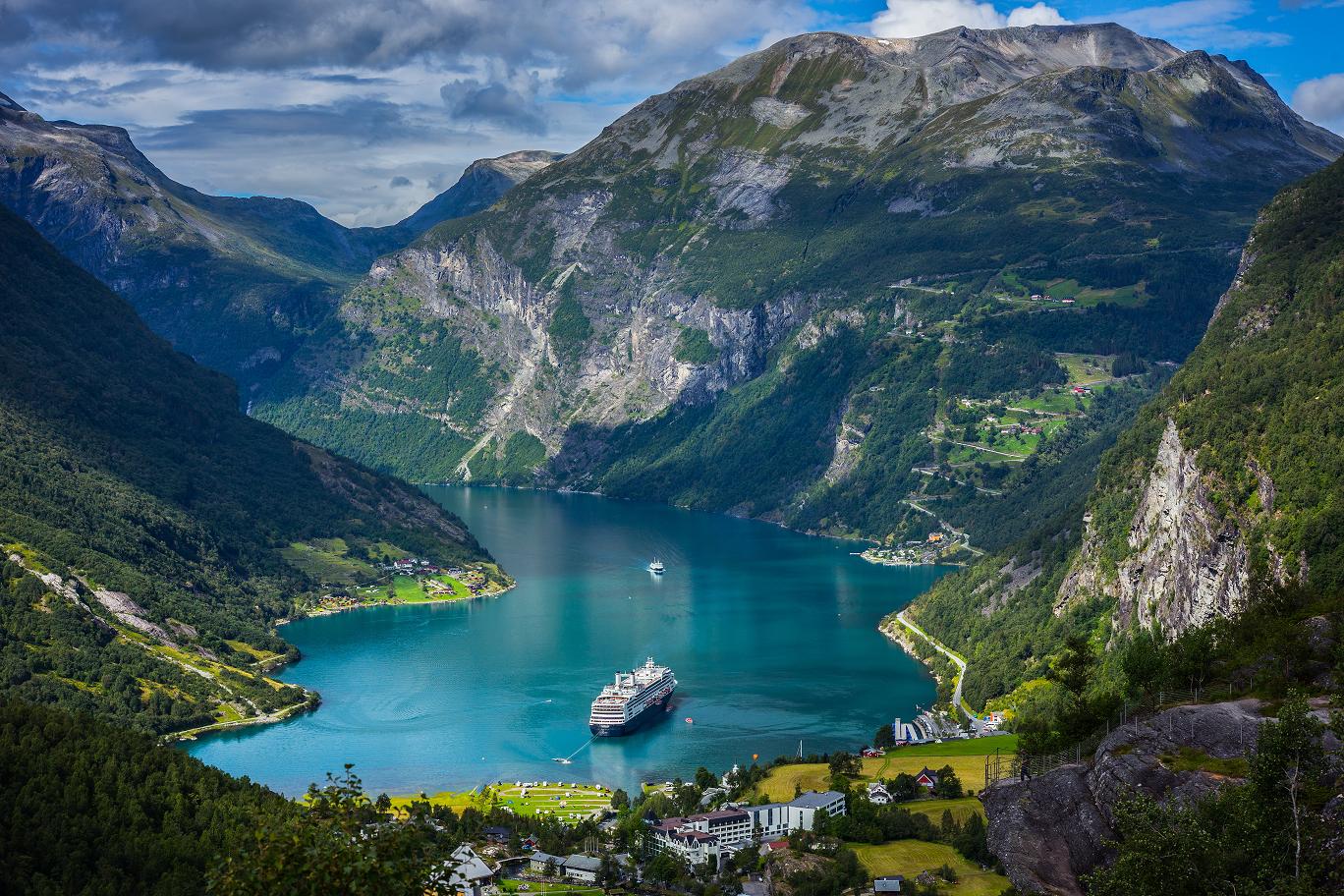 CRUCEROS FIORDOS NORUEGOS NORWEGIAN FJORDS CRUISES