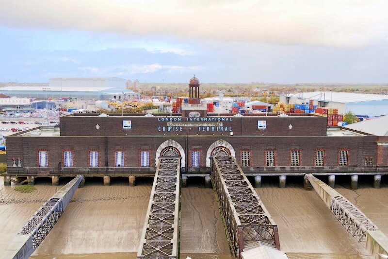 TILBURY LONDON PORT PASSEGENGER TERMINAL TILBURY CRUISES LONDON TILBURY CRUISES