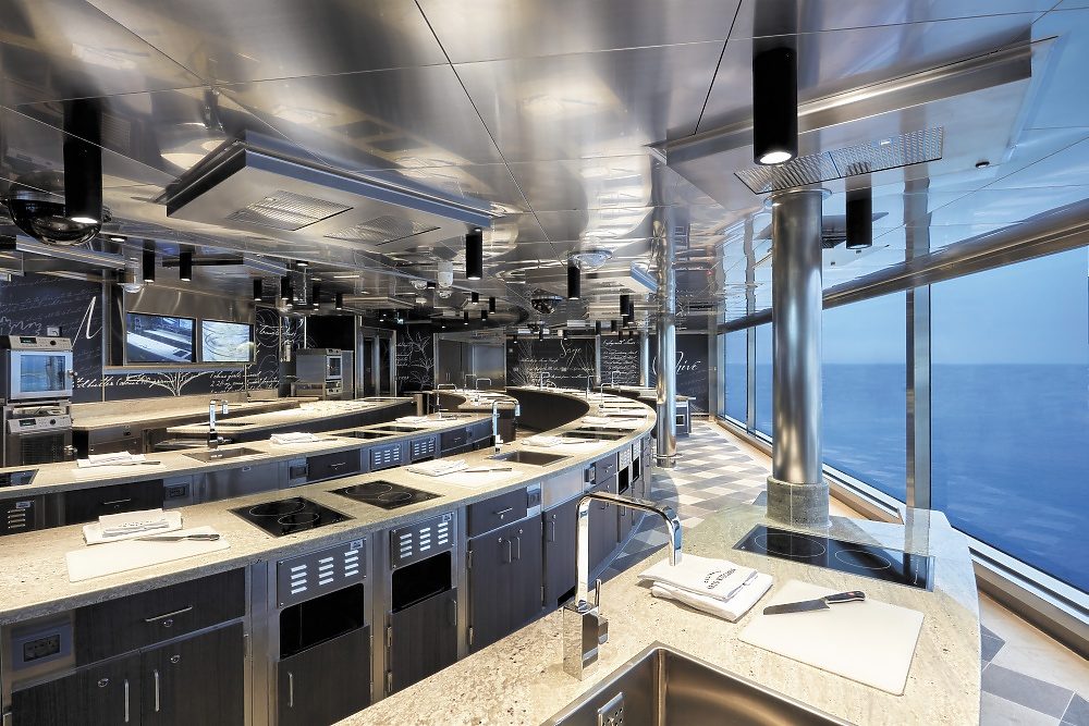 CRUCEROS REGENT TODO INCLUIDO CRUCEROS DE LUJO TODO INCLUIDO SEVEN SEAS EXPLORER LUXURY CRUISES CRUCEROS DE LUJO SEVEN SEAS EXPLORER CRUCEROS SEVEN SEAS EXPLORER REGENT SEVEN SEAS LUXURY CRUISES CRUCEROS DE LUJO REGENT SEVEN SEAS CRUCEROS SEVEN SEAS EXPLORER CRUCEROS DE LUJO EN BARCOS PEQUEÑOS CRUCEROS EXCLUSIVOS CRUCEROS DE LUJO CREUERS DE LUXE REGENT SEVEN SEAS REGENT LUXURY CRUISES CRUCEROS CON POCOS PASAJEROS CRUCEROS DE LUJO LUXURY CRUISES #CrucerosDeLujo #RegentSevenSeas #Regent #RegentCruises #SevenSeasExplorer #Crucerosensuite #SuiteCruises #CrucerosTodoSuites #CrucerosExclusivos #CrucerosCaros #CrucerosRegent #CrucerosAsia #CrucerosMediterraneo #Cruceros