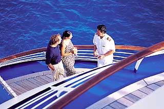 Disfrute del mar y de los paisajes a bordo de nuestros buques Disfrute del mar y de los paisajes a bordo de nuestros buques