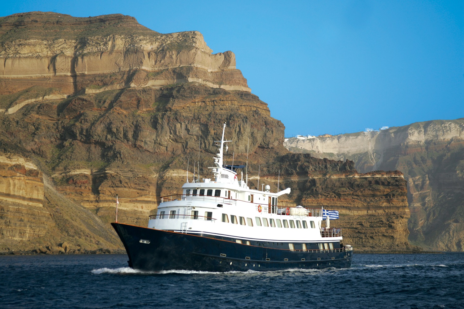 CALLISTO CRUCEROS ISLANDIA CRUCEROS NORTE DE EUROPA CRUCEROS EN YATE CRUCEROS ISLANDIA ICELAND CRUISES YACHT CRUISES VARIETY CRUISES ICELAND CRUCEROS GRECIA CRUCEROS MEDITERRANEO CRUCEROS CUBA CRUCEROS MAR EGEO YATE CRUCEROS ISLAS GRIEGAS EN YATE CRUCEROS MEDITERRANEO EN YATE