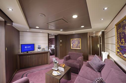 Royal Suite Yacht Club YC3