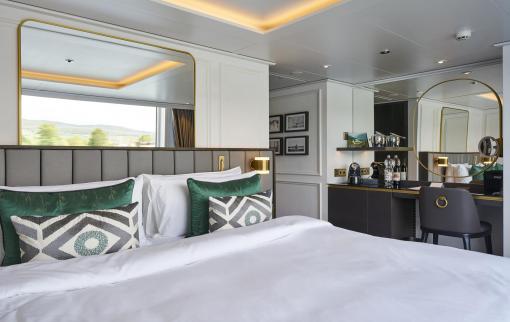Seahorse Suite S1