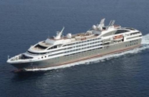 CRUCERO -EMBARQUE Y DESEMBARQUE EN PAPEETE (Polinesia Francesa).