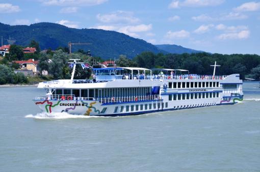 MS Crucestar