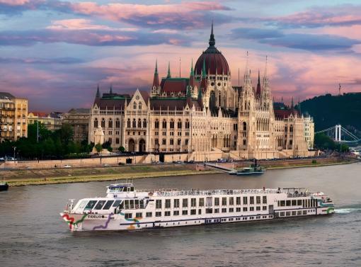 CRUCERO FLUVIAL DANUBIO AZUL (Desde Viena)