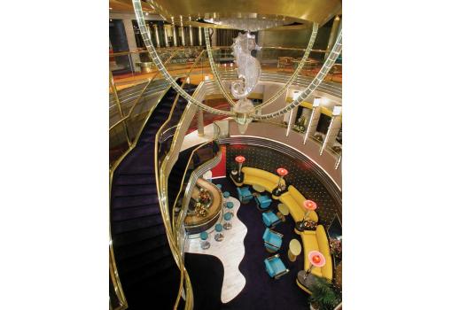 El impactante Atrium del MS Zuiderdam