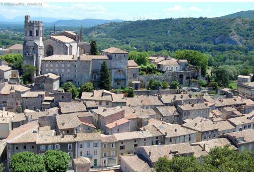 Y villas deslumbrantes como Viviers