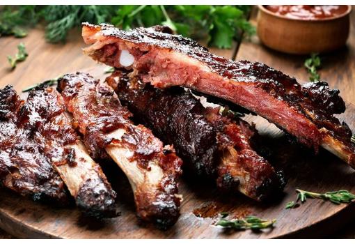 Costillas en el Restaurante Q, especilizado en barbacoas
