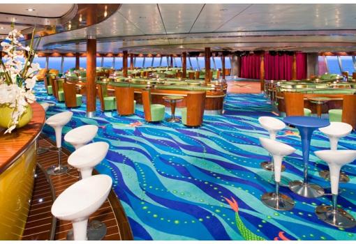 El alegre Spinnaker Lounge